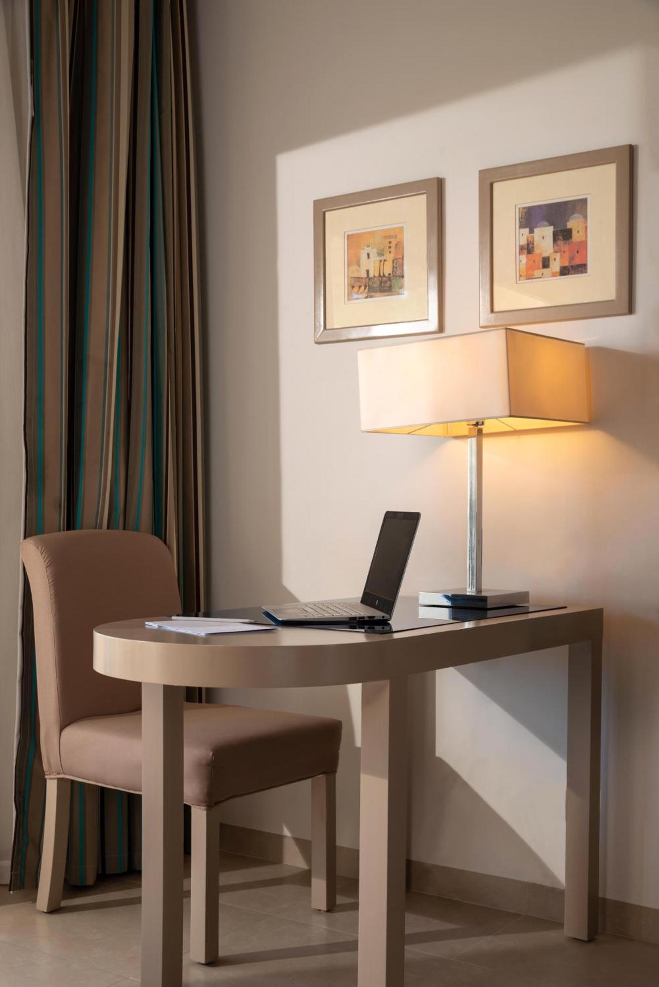 Premium Deluxe Room